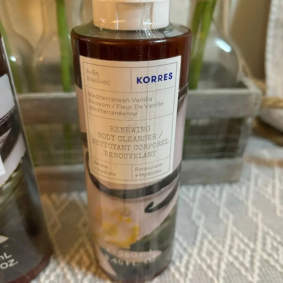 Korres Bundle, Body Cleanser, Body Butter and Body Firming Serum Spray. Vanilla - Picture 6 of 7